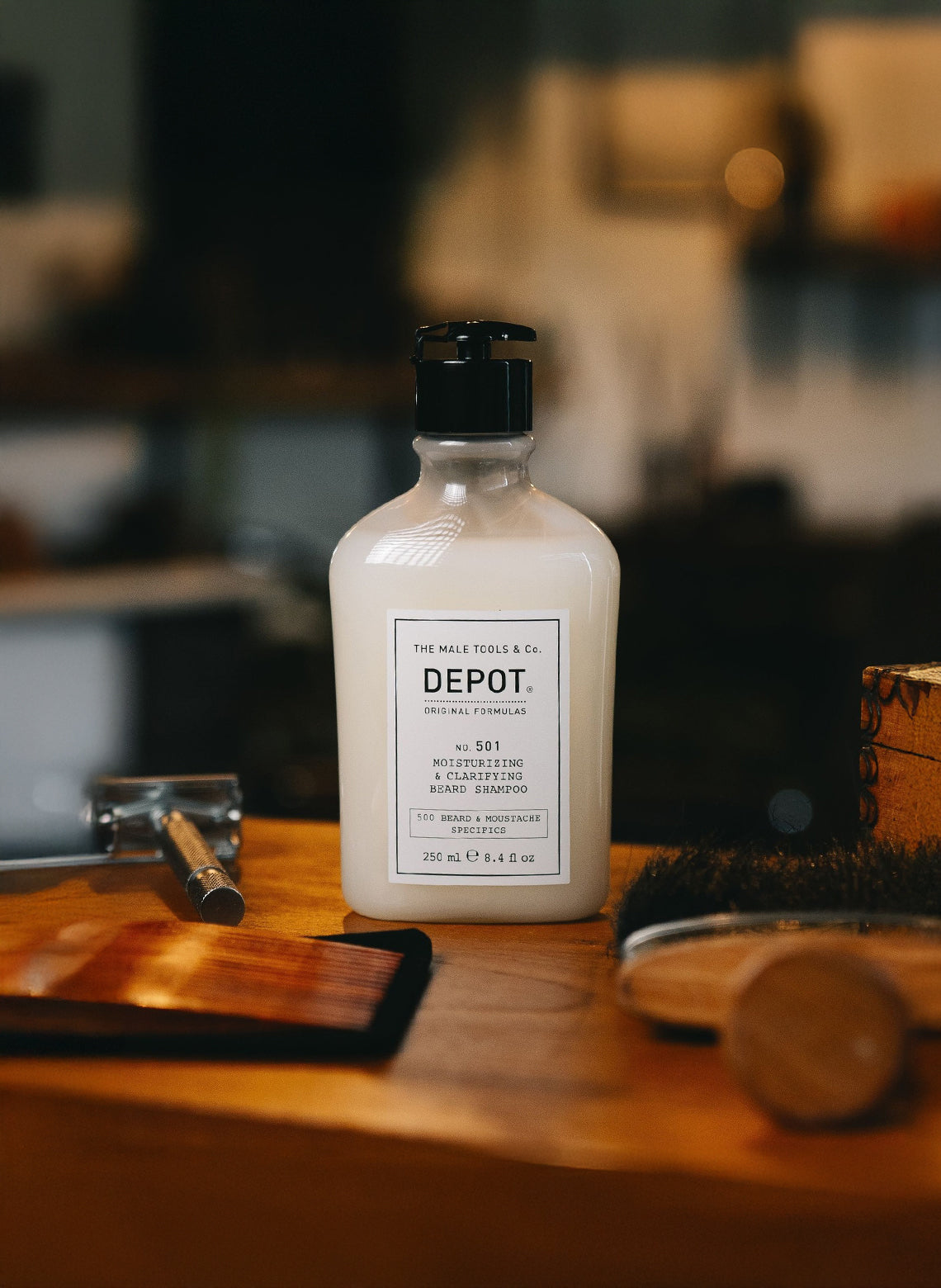 DEPOT NO. 501 MOISTURIZING & CLARIFYING BEARD SHAMPOO 250ml - Aretha Natural Beauty 